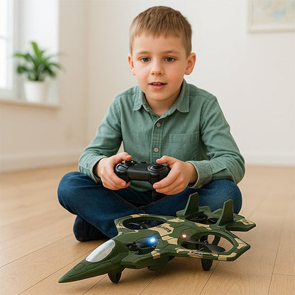 Avion télécommandé par un garçon