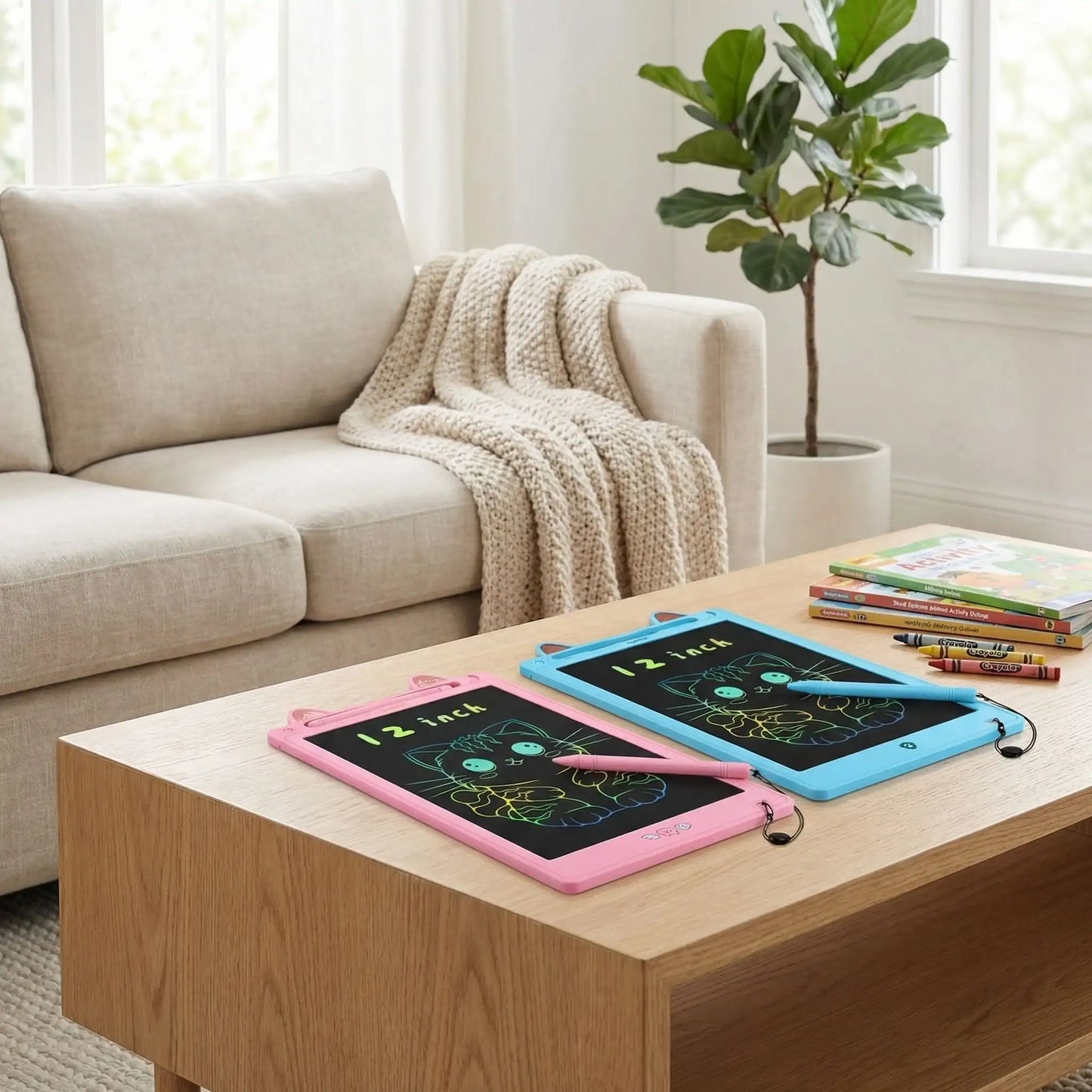 tablette dessin avec oreilles de chat bleues ou roses.