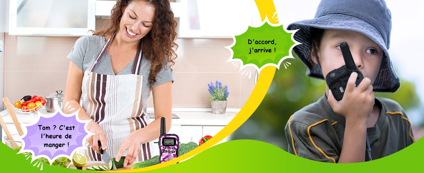 Intéraction parent-enfant avec talkie walkie.